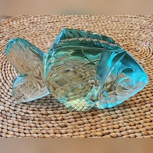 Vintage Glass Crystal Figurine Paperweight Aqua Fish